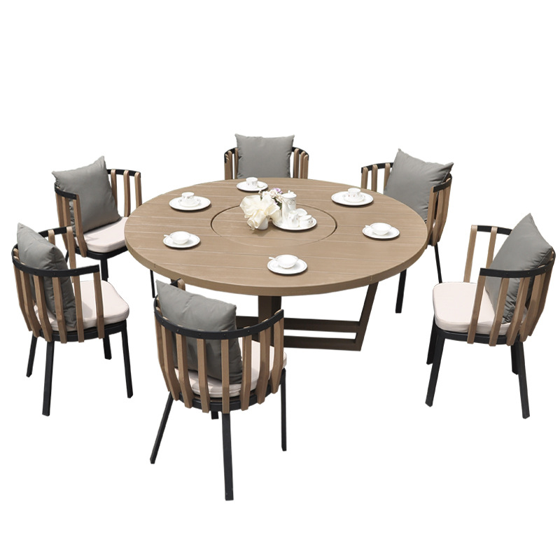 round garden table and chairs (2).jpg