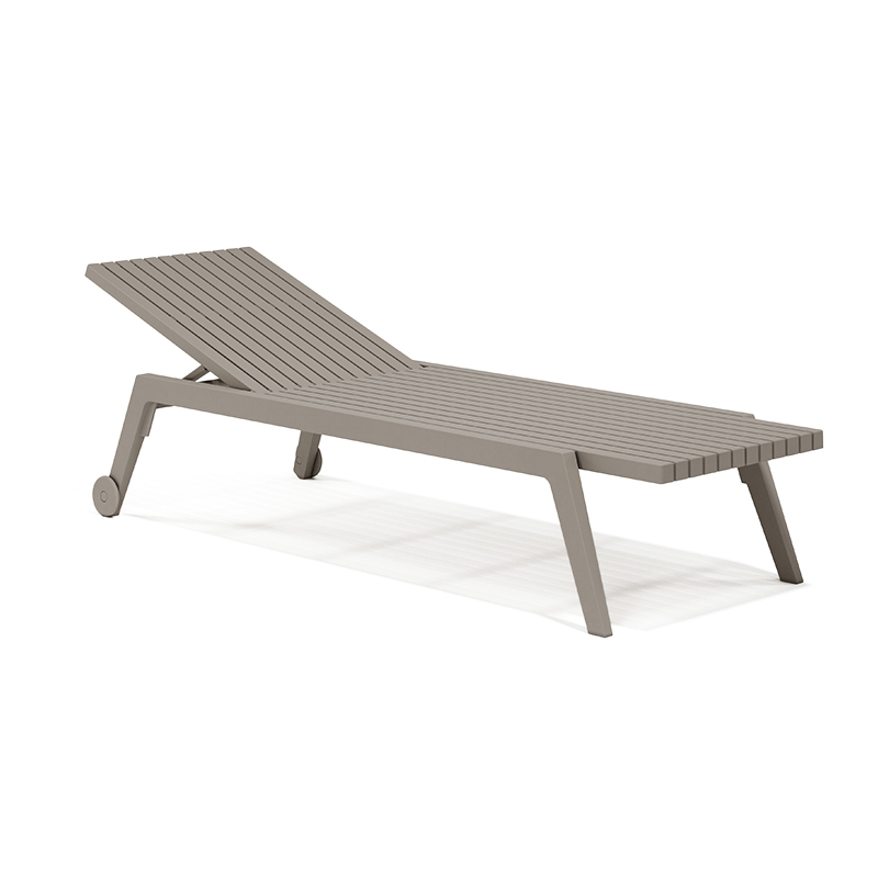 garden loungers (2).jpg