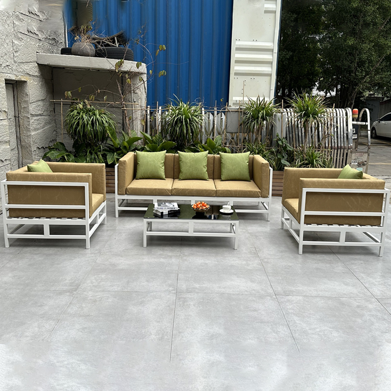 outdoor patio sectional.jpg