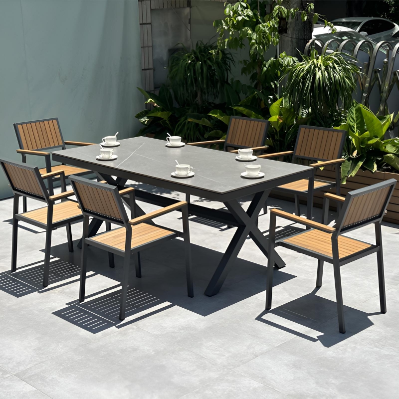 patio dining table (3).jpg