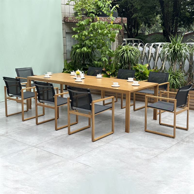 teak outdoor dining table (2).jpg