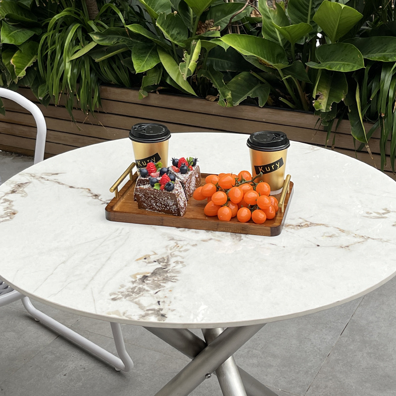 outdoor picnic table (2).jpg