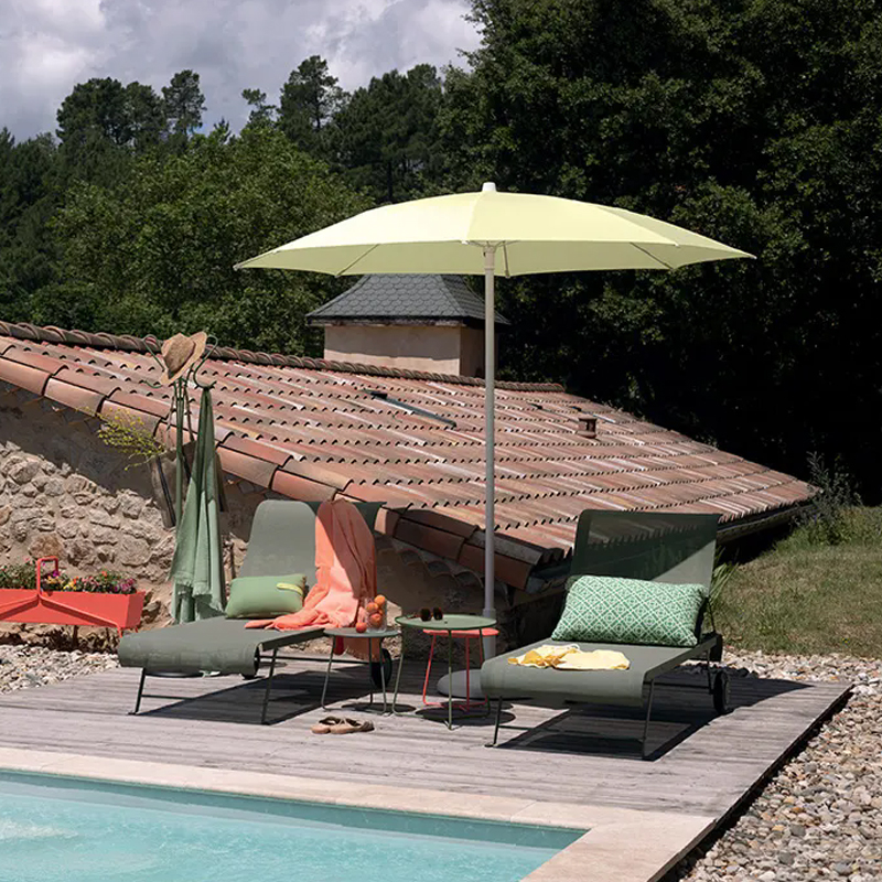 chaise lounge chair (2).jpg