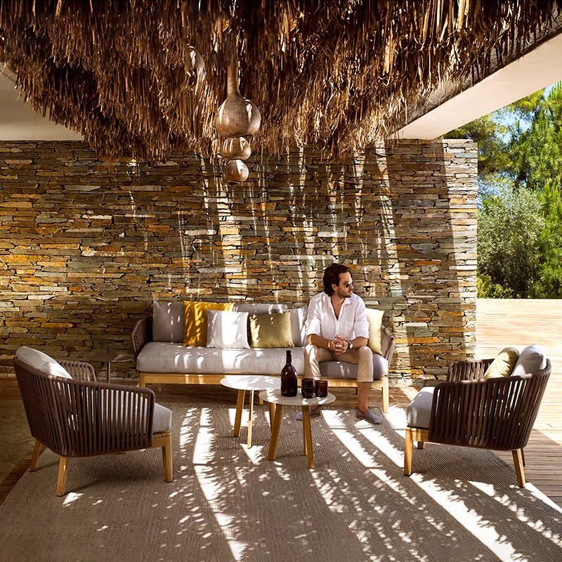 outdoor lounge furniture.jpg