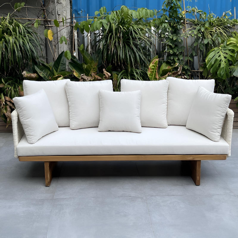 garden furniture (2).jpg
