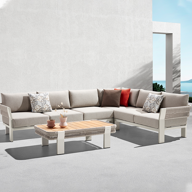 hotel garden furniture (2).jpg