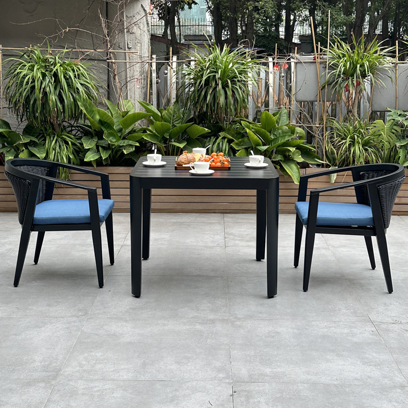 comfortable patio furniture (7).jpg