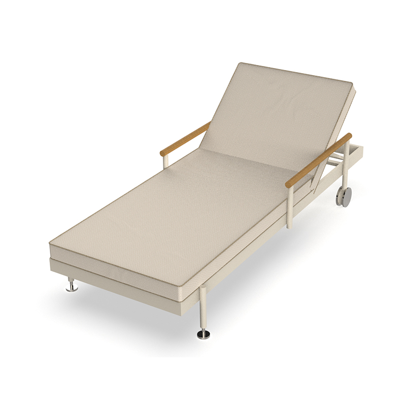 pool lounge chairs (2).jpg