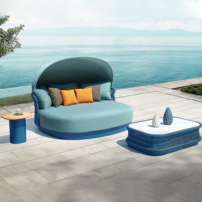outdoor daybed (2).jpg