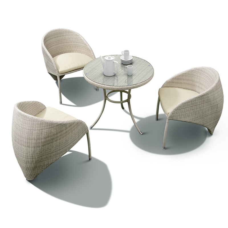 balcony table and chairs (2).jpg