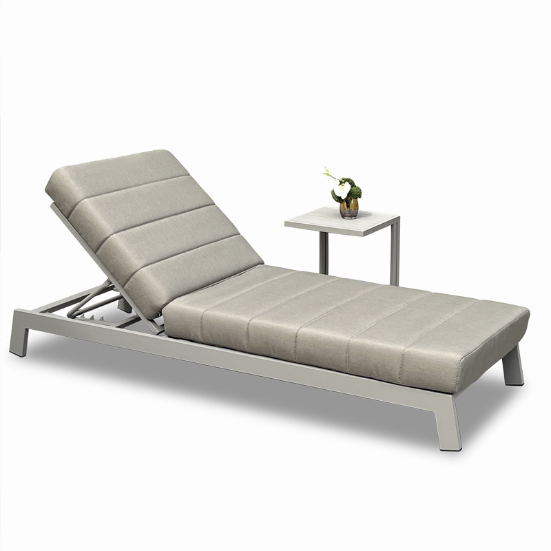 patio chaise lounge (5).jpg