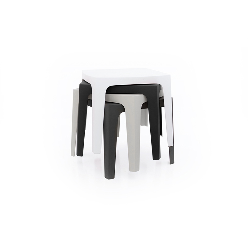 resin table (3).jpg