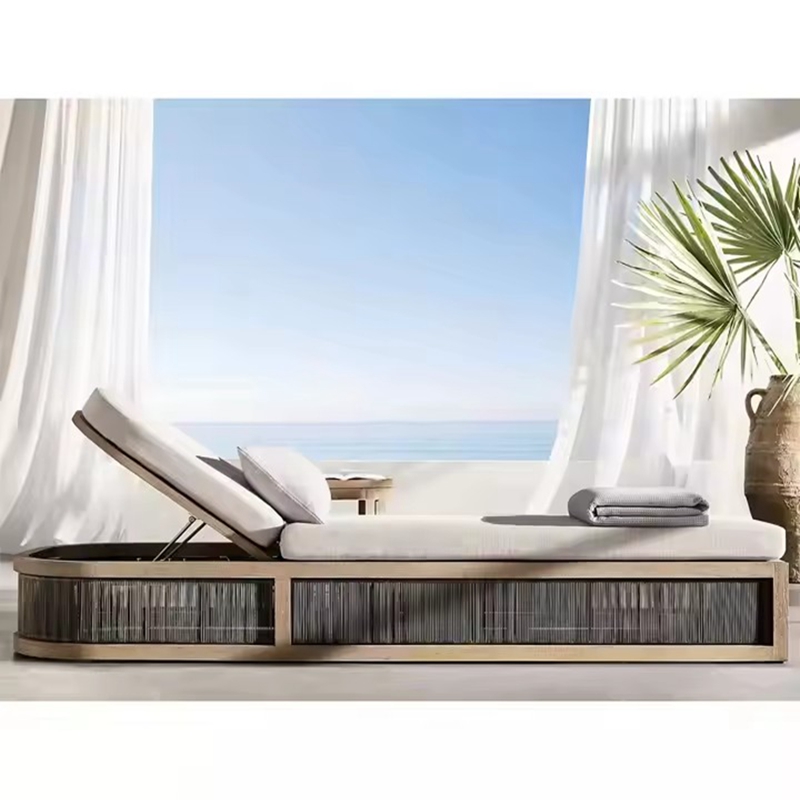 sun lounger.jpg