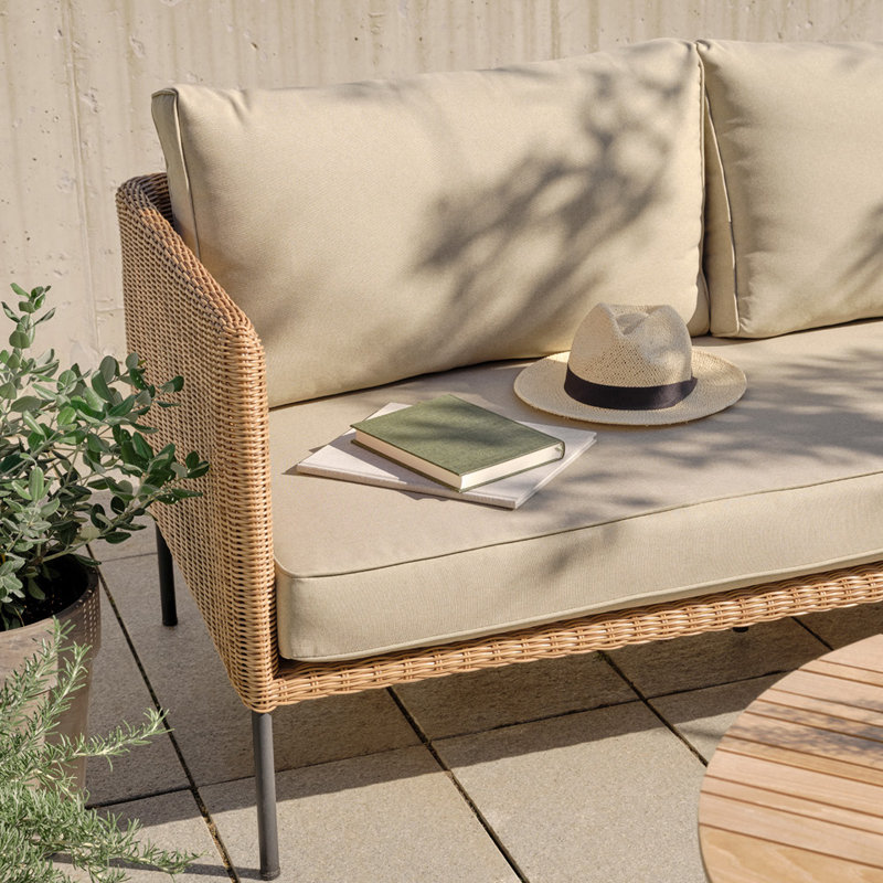rattan bistro set (4).jpg