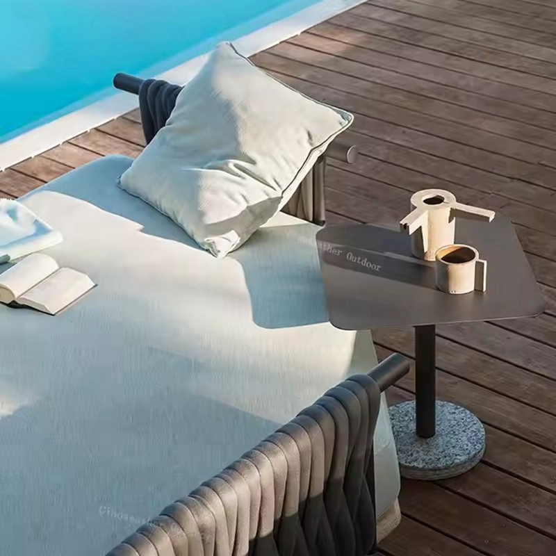 patio lounge chair.jpg