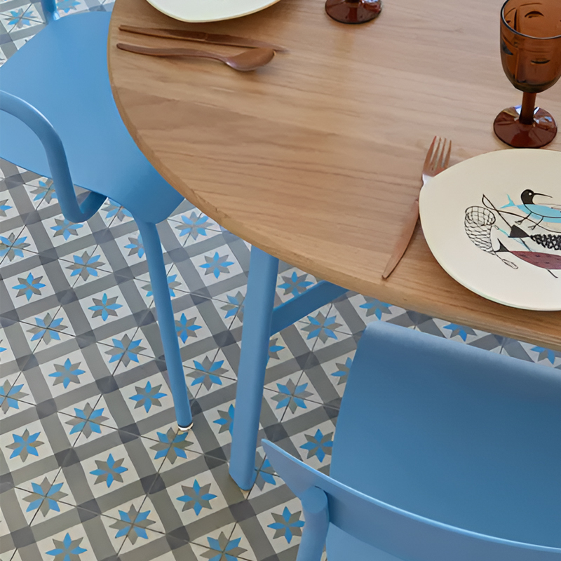 table for living room (3).jpg