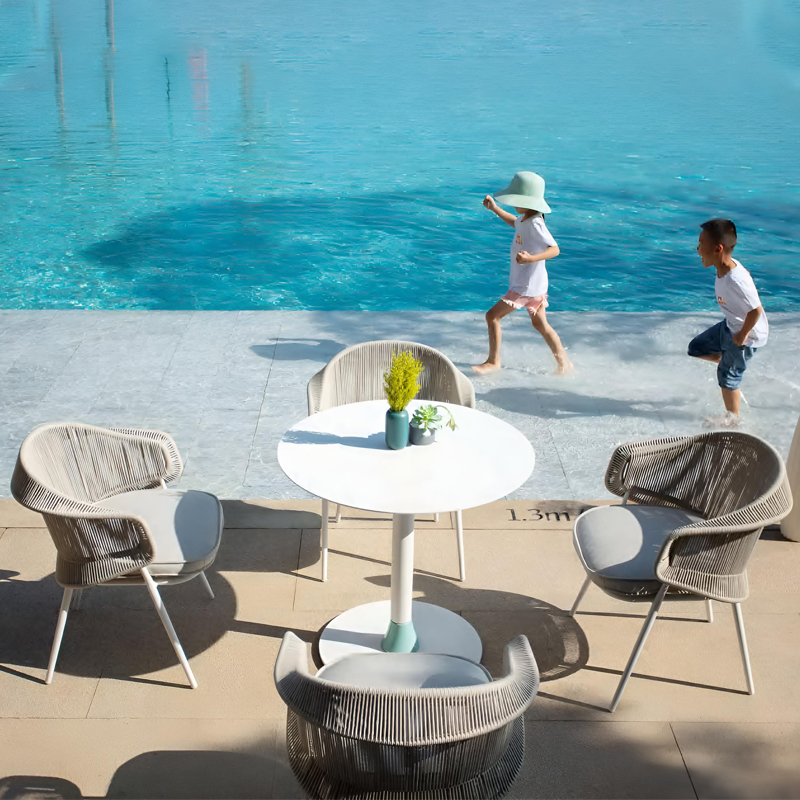 cheap bistro sets (2).jpg