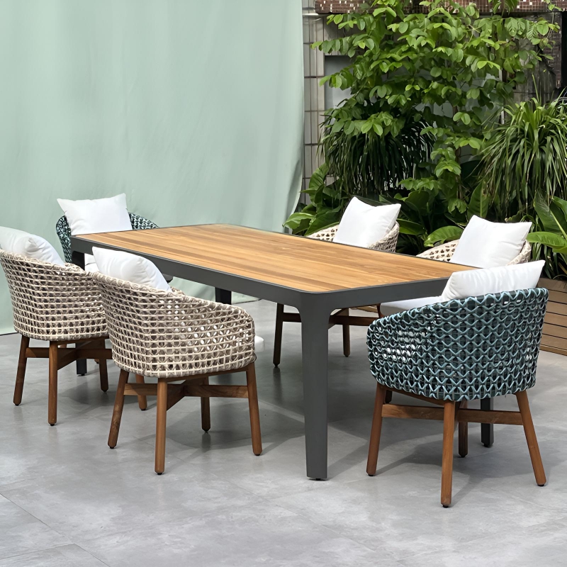 metal outdoor dining table (4).jpg