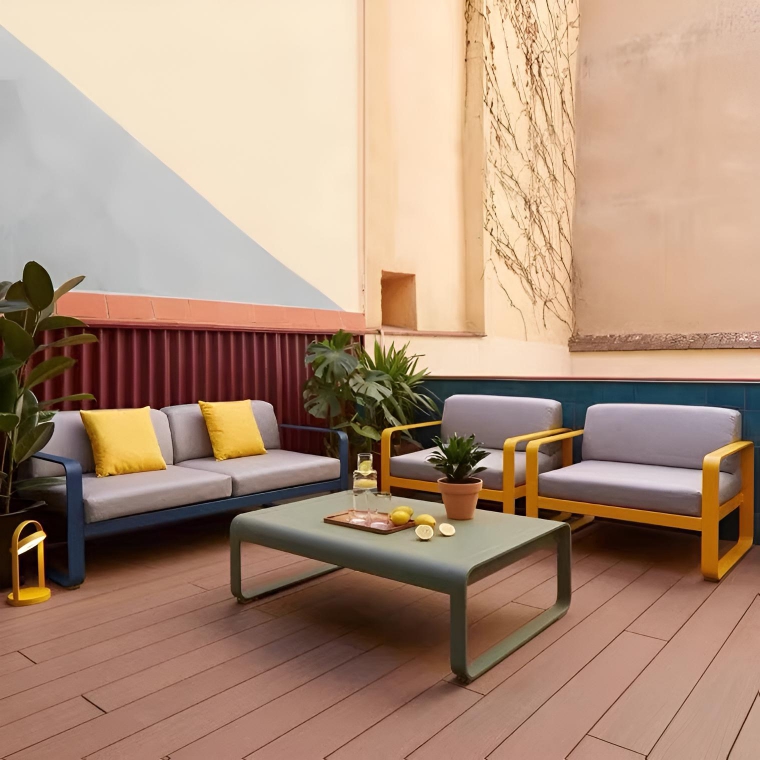 cheap patio furniture.jpg