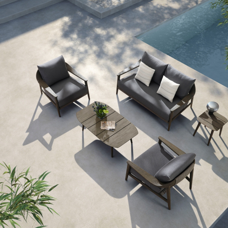 cast aluminium garden furniture (2).jpg