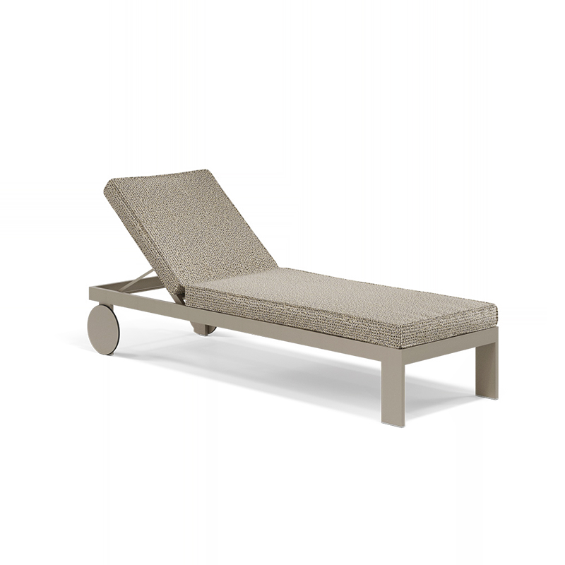 pool loungers (2).jpg