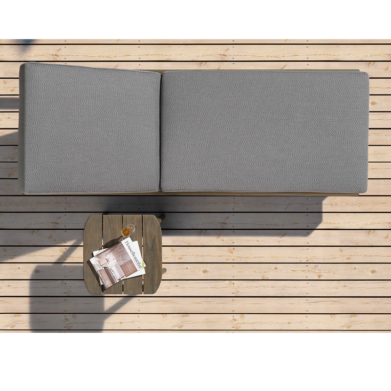 chaise lounge chair (2).jpg