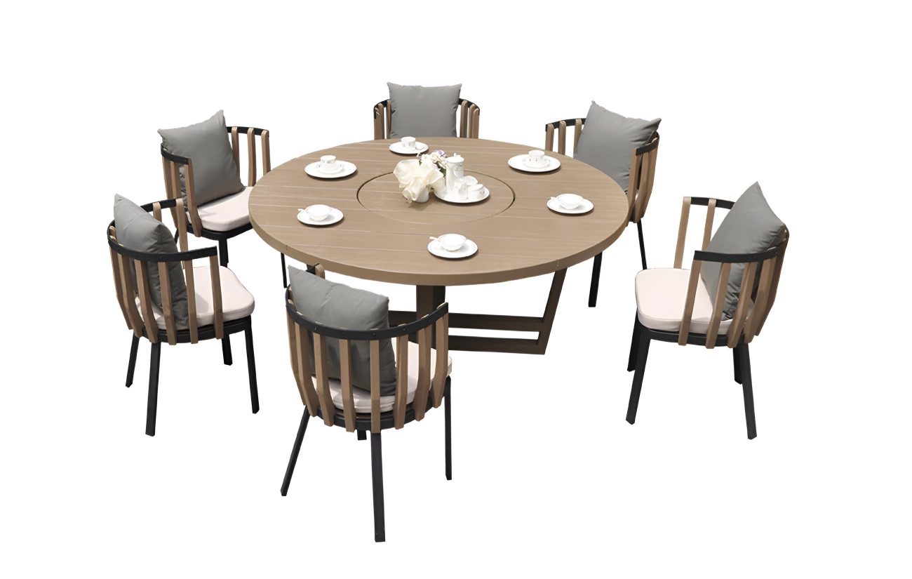 round outdoor dining table (1)