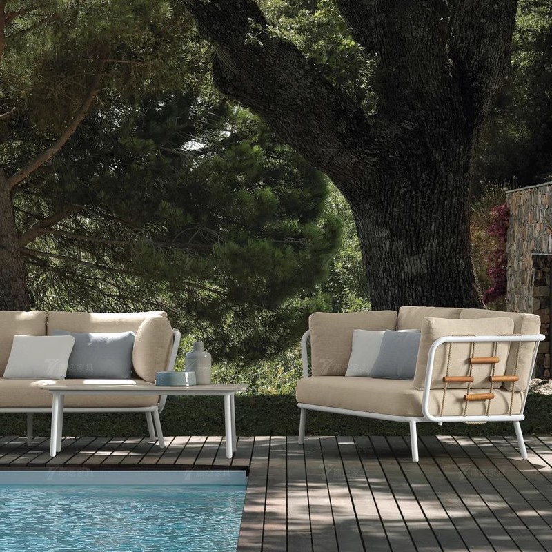 garden sofa set.jpg