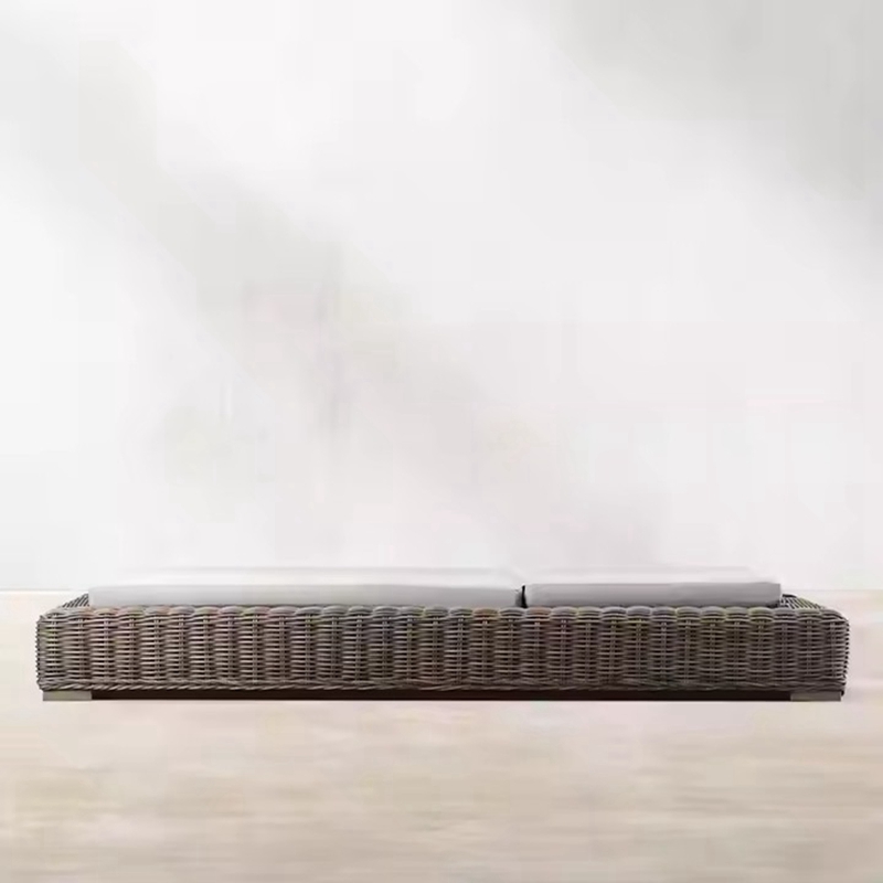 garden lounge chair.jpg