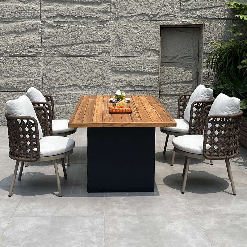 garden table and chairs (7).jpg