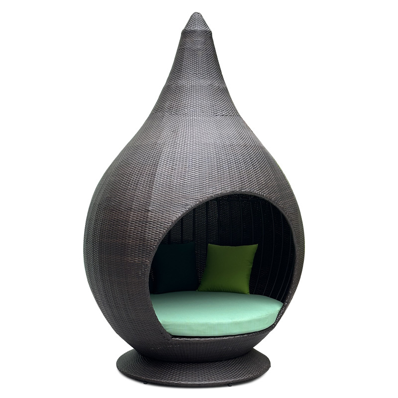 rattan daybed (2).jpg