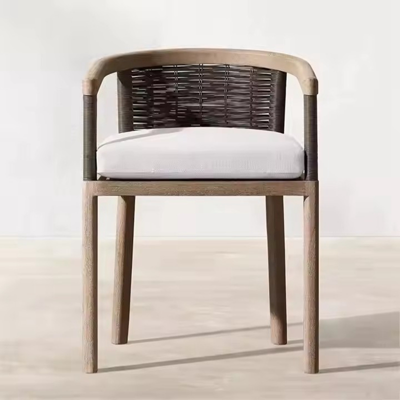 outdoor dining chairs (2).jpg