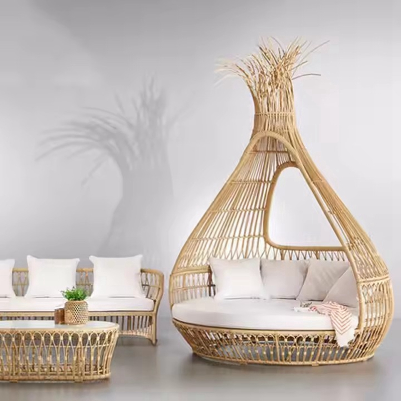 pool lounge chairs.jpg