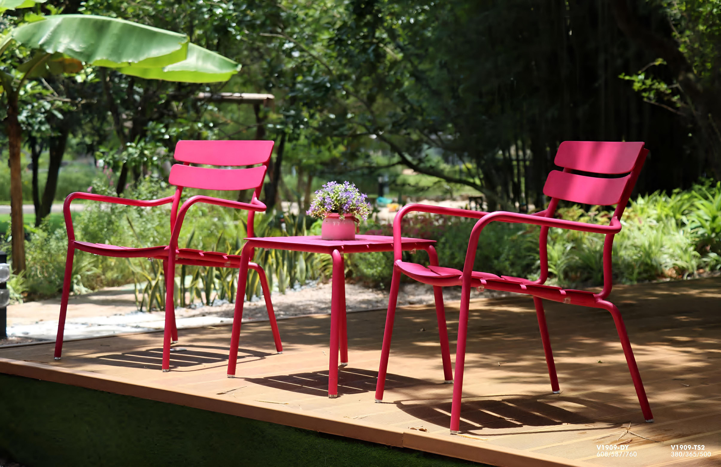 comfortable patio chairs (1)
