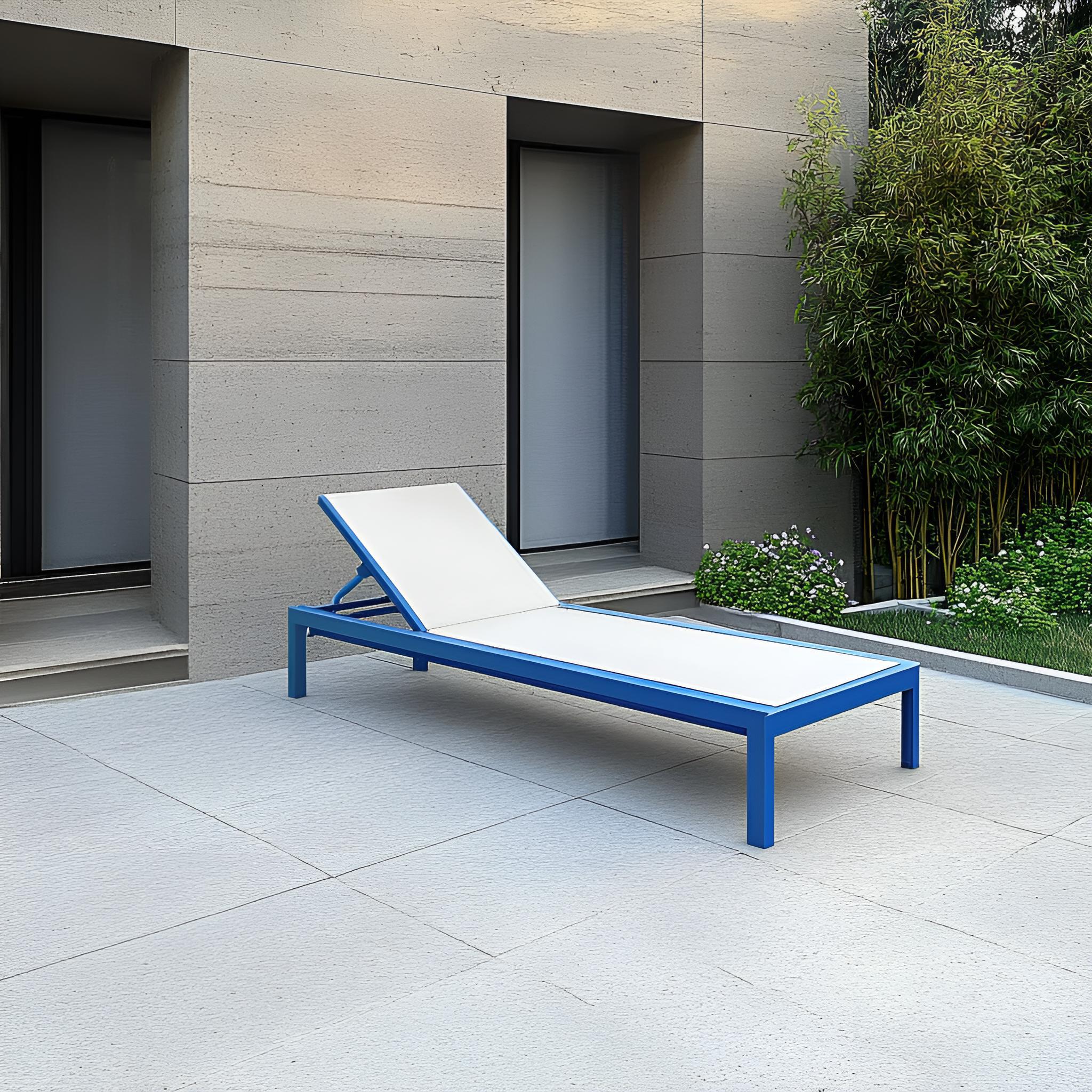 blue sun louner (1)