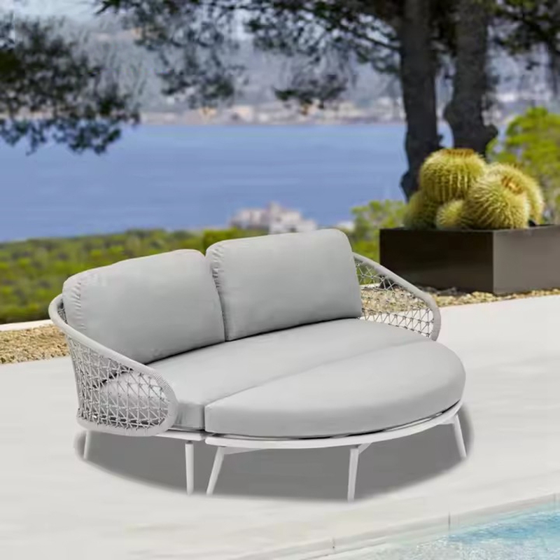 outdoor lounge furniture.jpg