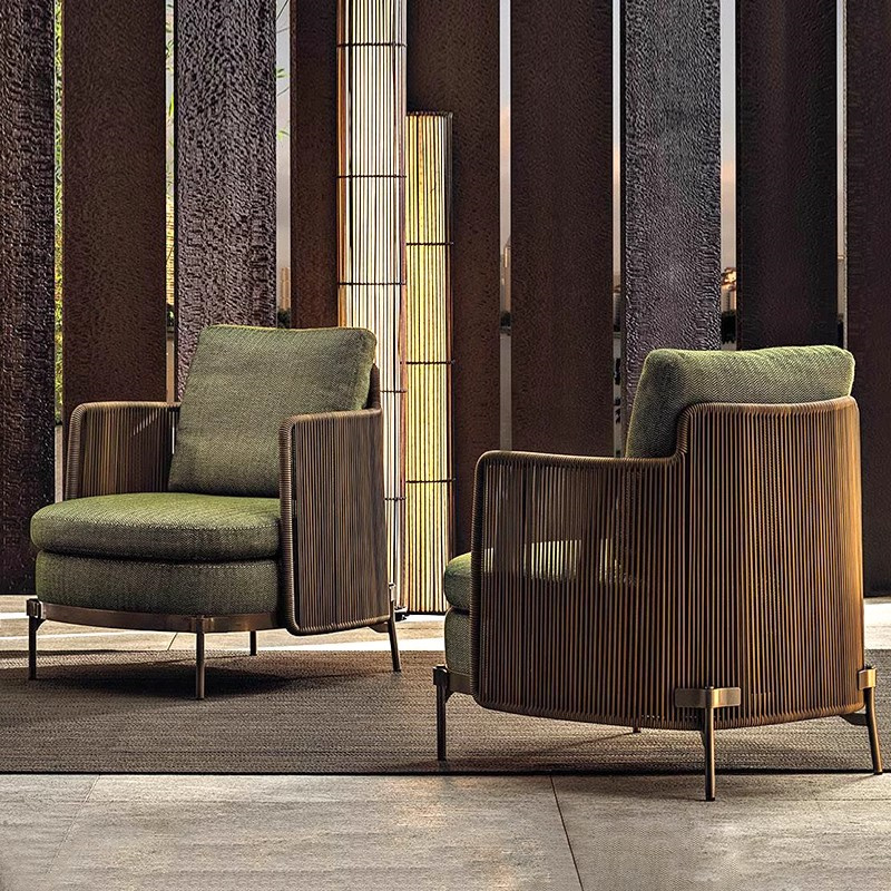 garden furniture sale.jpg