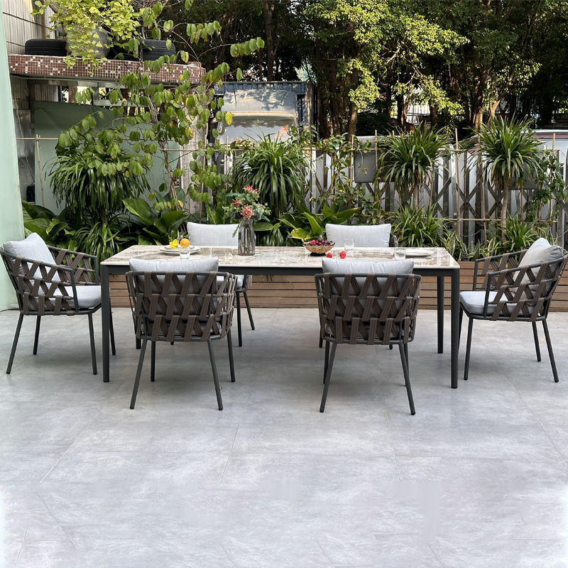 aluminum outdoor table (2).jpg