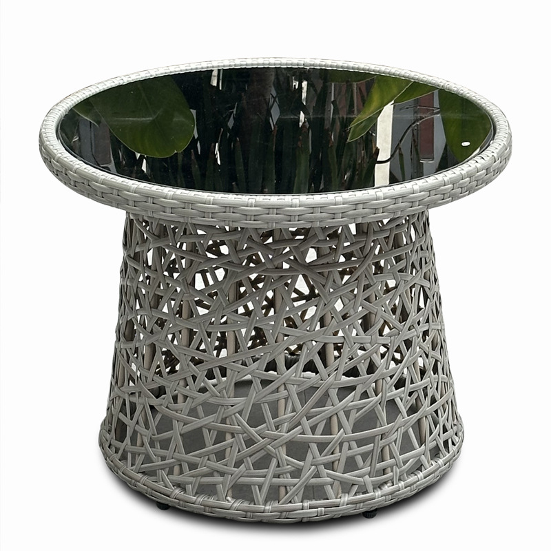rattan table and chairs (6).jpg