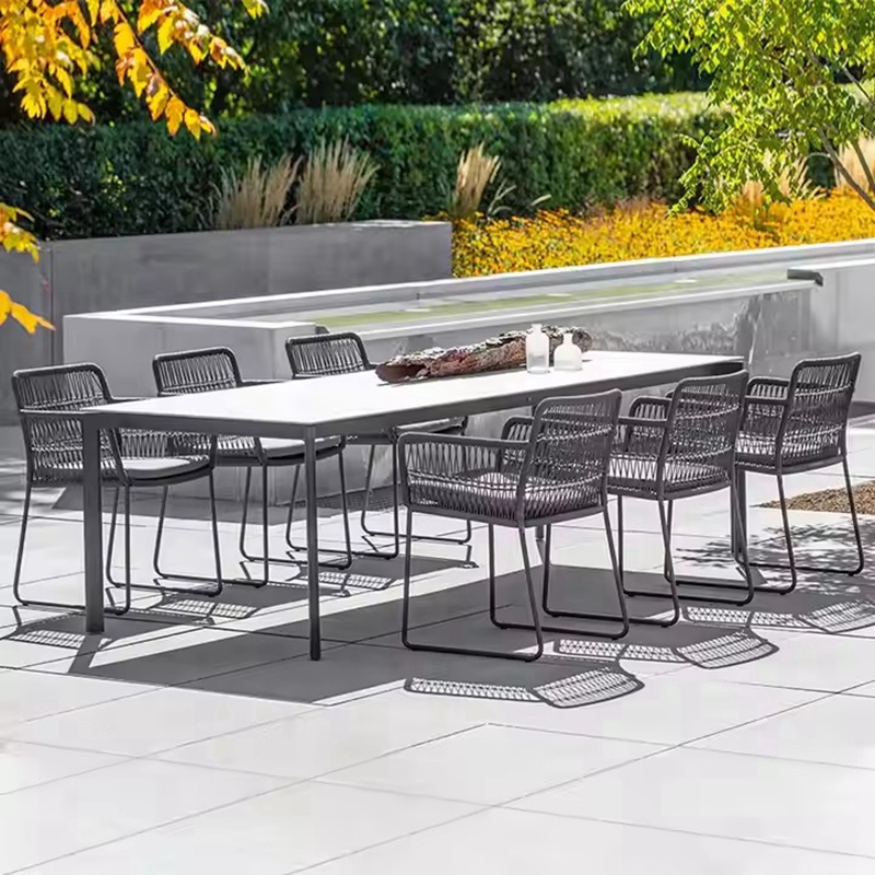 cheap outdoor dining set.jpg