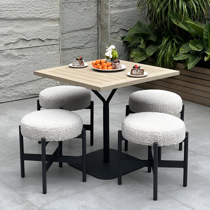 garden dining furniture (3).jpg