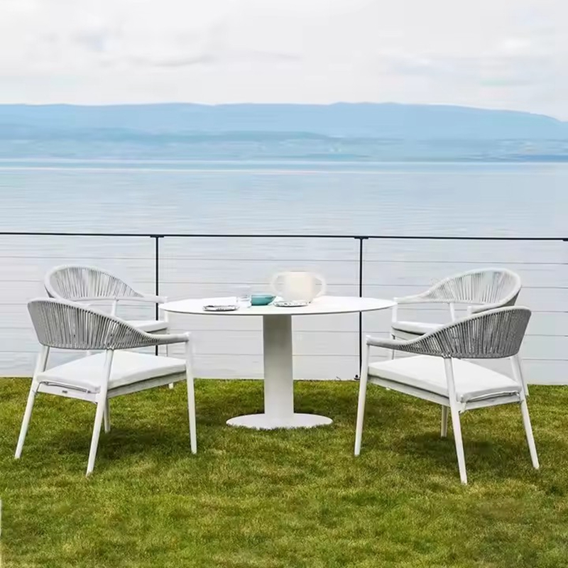outdoor dining chairs set of 4.jpg