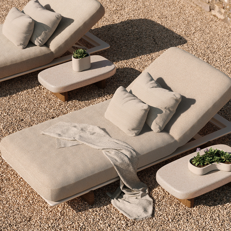 chaise lounge chair (2).jpg