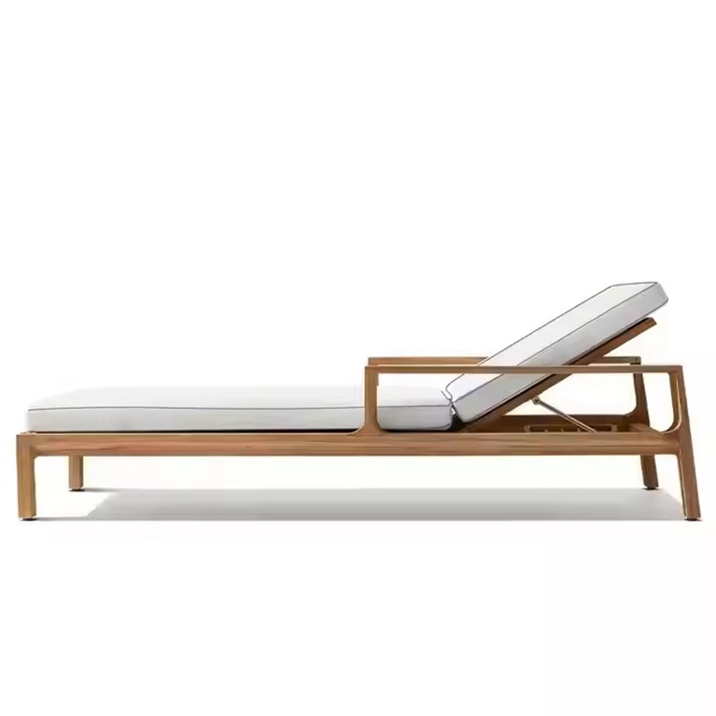 outdoor chaise lounge.jpg