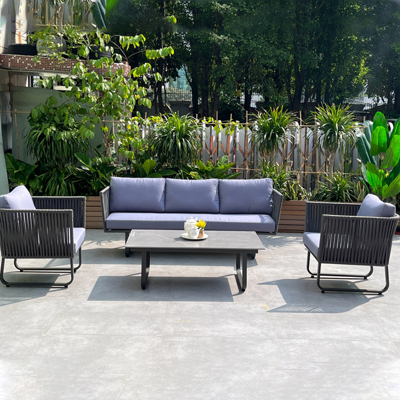modern patio furniture.jpg