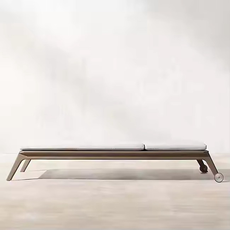 comfy outdoor lounge chairs.jpg