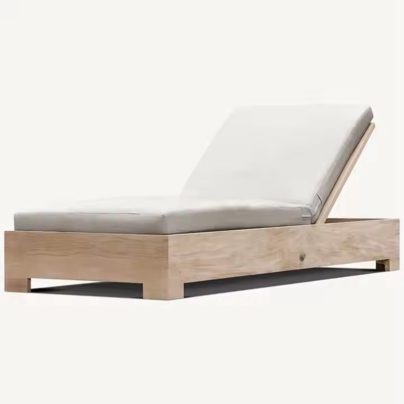outdoor chaise lounge.jpg
