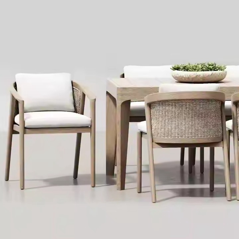 polywood table.jpg