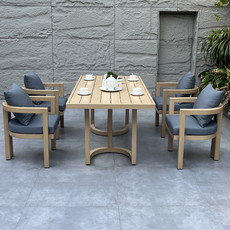 teak outdoor dining table (3).jpg