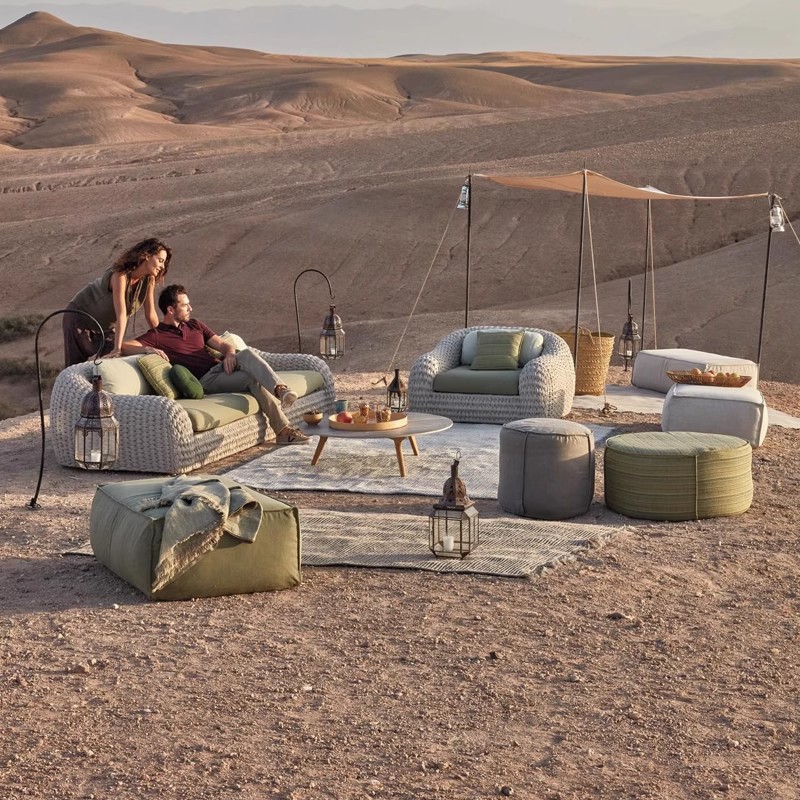 lawn furniture.jpg